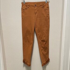 Ethyl Fringed Hem Cropped Jeans in Tan